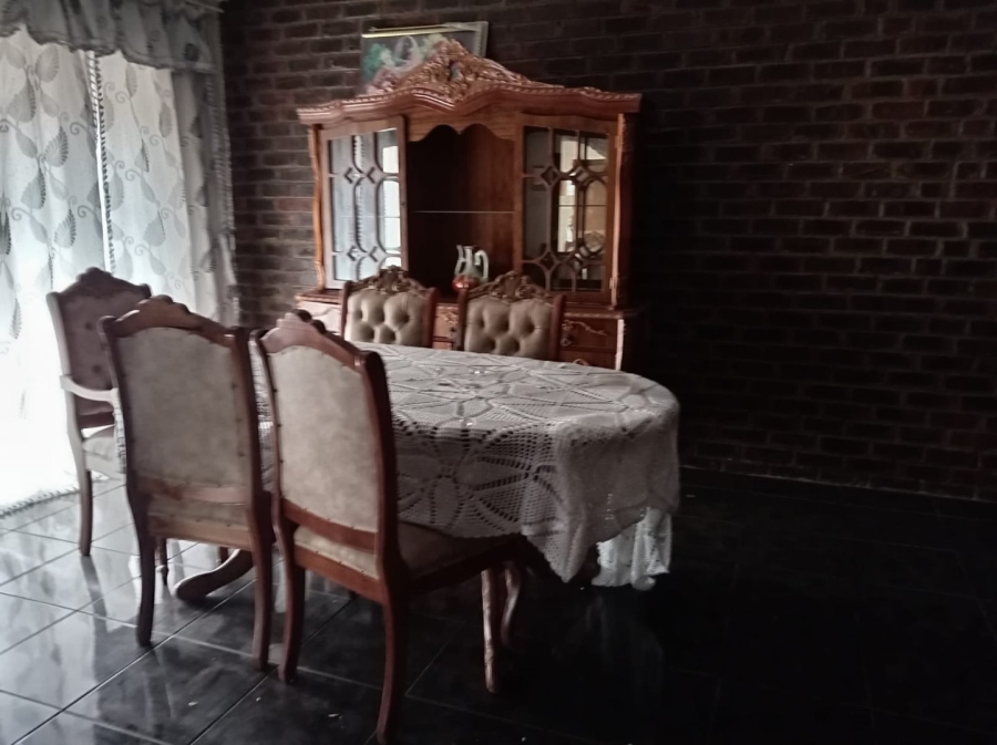 3 Bedroom Property for Sale in Manyatseng Free State